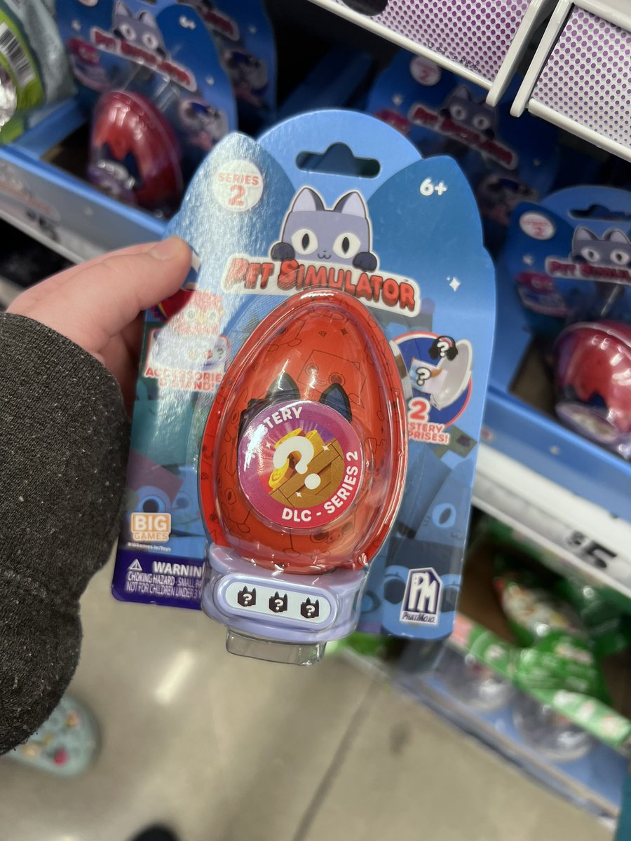 pie_neno's tweet image. Yo these are new? #petsimulatorx #5below