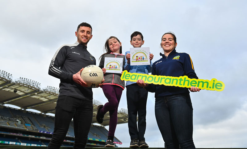 abairlinn's tweet photo. Can your children sing the National Anthem?

Give the perfect stocking filler of learning 'Amhrán na bhFiann for' life with our exclusive children's book 
'Our National Anthem' for only €9.99 (plus p&p)

100% Written, printed and produced in the Republic of Ireland

👉https://t.co/RBV1cbtIk3

Contains a phonetic version for grown-ups who might need it... 😀