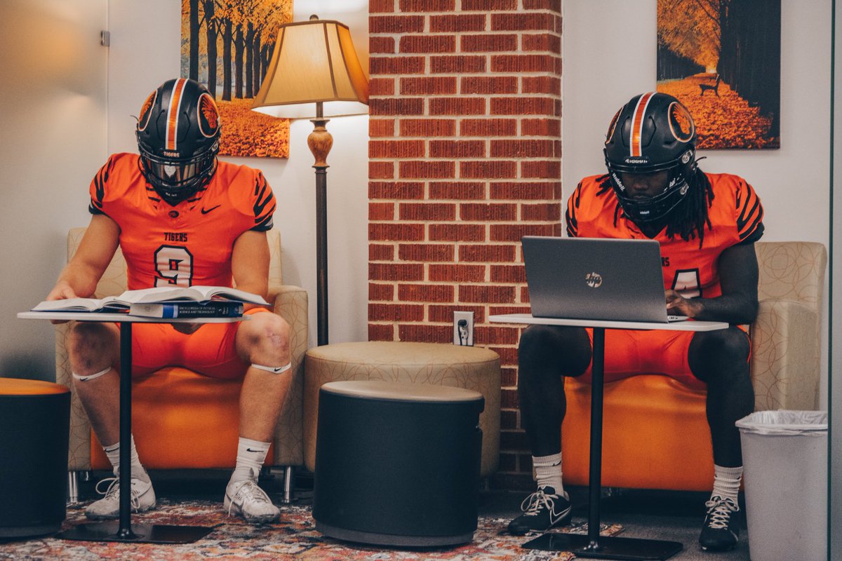 Good luck Tigers during Finals Week! 🐅📚

#BeTheStandard #FinishStrong