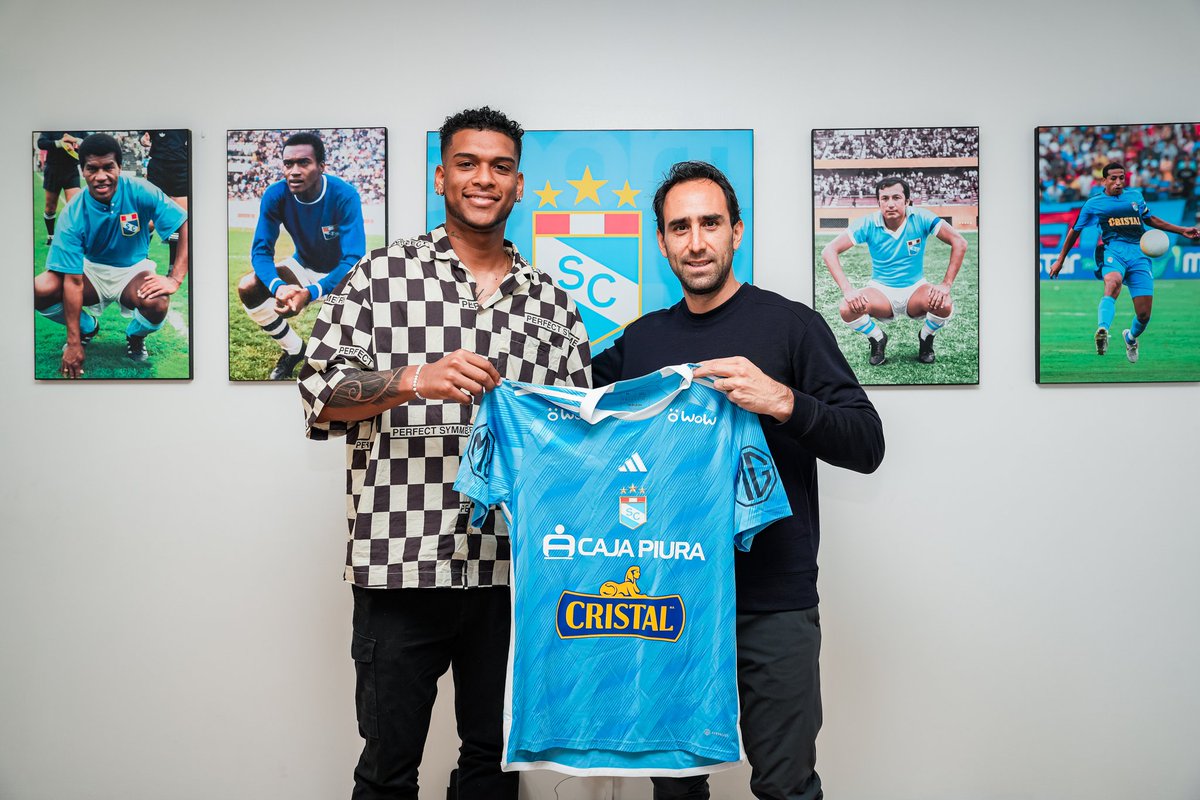 ClubSCristal's tweet image. ¡Vuelve a casa! 🙌

➡️ Quembol Guadalupe fue parte de nuestras divisiones inferiores de 2016 hasta 2020 y está de regreso.

¡Bienvenido! 💪

#FuerzaCristal