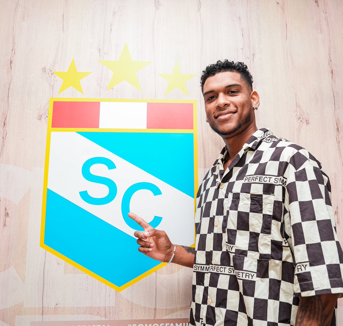 ClubSCristal's tweet image. ¡Vuelve a casa! 🙌

➡️ Quembol Guadalupe fue parte de nuestras divisiones inferiores de 2016 hasta 2020 y está de regreso.

¡Bienvenido! 💪

#FuerzaCristal