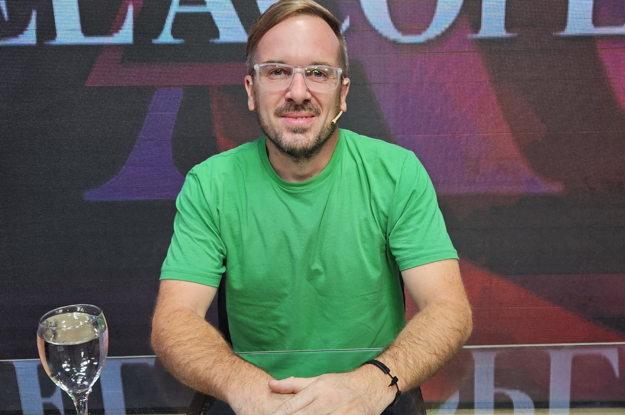 gustavo farquharson en el acople