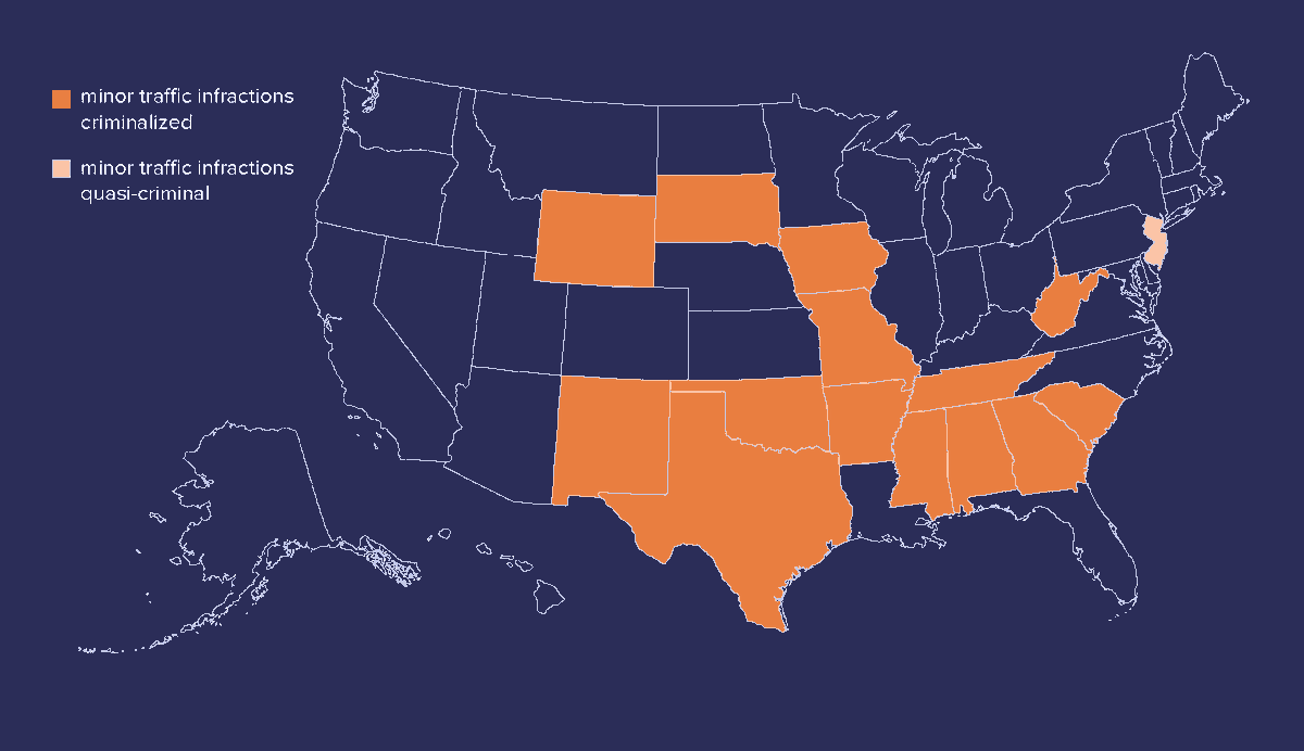 In NM, a minor traffic violation can jeopardize your job and lead to jail time. Our families shouldn't have to get tangled up in the criminal justice system over minor offenses. Read more in <a href="/FinesandFeesJC/">Fines and Fees Justice Center</a> 's latest report ➡️ tinyurl.com/the-drive-to-j…