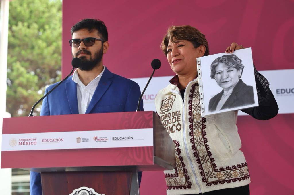 edomexinforma_'s tweet photo. Gobernadora @delfinagomeza entrega infraestructura educativa por 4.9 millones de pesos en el Día Internacional de Personas con Discapacidad

⚪La educación inclusiva será un pilar fundamental de la transformación de la entidad.

Más detalles: https://t.co/BvrzNwQjtA https://t.co/yXuE20K2XY