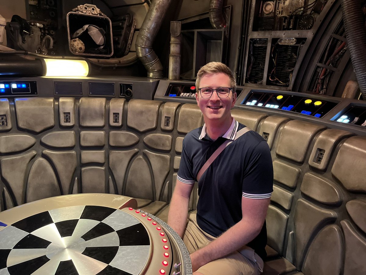 alnorg90's tweet photo. Haleakala Summit

Star Wars &amp; Pride at work at the same time

Casual visit to the Millenium Falcon

Strolling around a mountaintop glacier in New Zealand https://t.co/m7b0IwKknZ