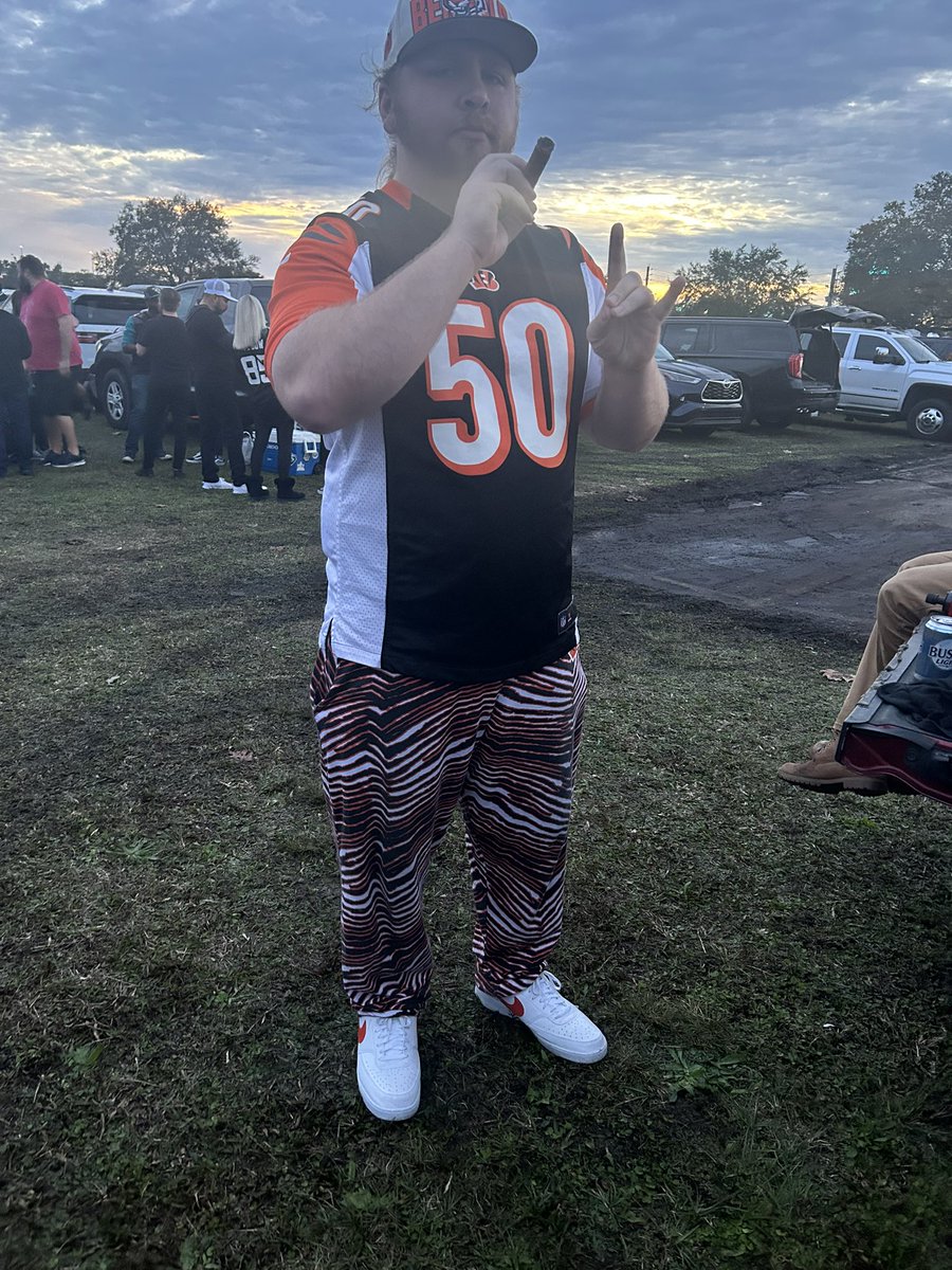 TheRealMcKinney's tweet photo. When you wear the @OfficialAJHawk jersey you smoke a stogie…that’s the rules. @PatMcAfeeShow @BostonConnr https://t.co/7730GQYiwD