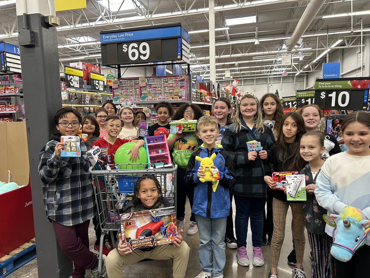 Thank you <a href="/BBOwenES/">BB Owen Elementary</a> families for your support. Student Council went shopping today to give back to our community and spread Christmas cheer!  #BBOPride