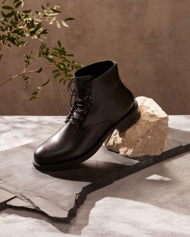 hyperstarter's tweet photo. VERDA are the most sustainable vegan shoes ever! https://t.co/9UFD4rSFac A contemporary, vegan and sustainable collectionmade with recycled, natural and biobased materials #ethicallymade #ecoshoes #ecofriendly #designedinparis  #frenchbrand https://t.co/wCGWTZHrAk