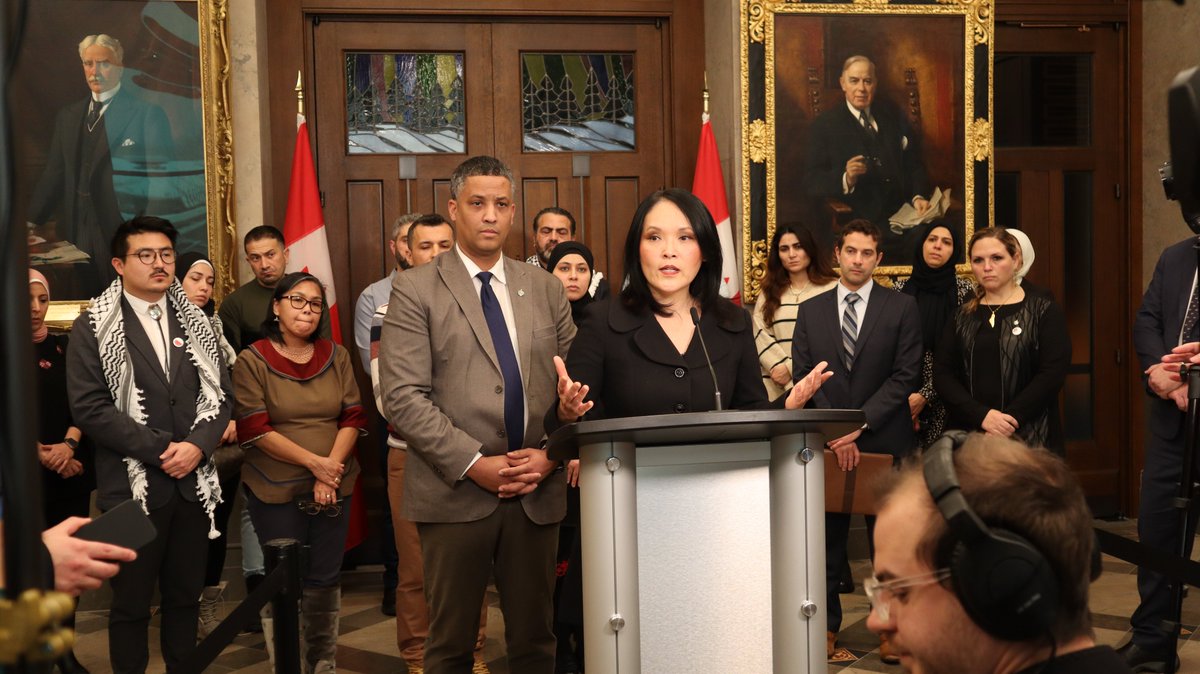 JennyKwanBC's tweet photo. With families/community groups calling for special measures to help evacuate extended family members of Canadians/permanent residents in Gaza. Australian govt has already enacted special immigration measures for those seeking to depart Gaza. Canada must do the same @MarcMillerVM https://t.co/AeI2RzAYwd