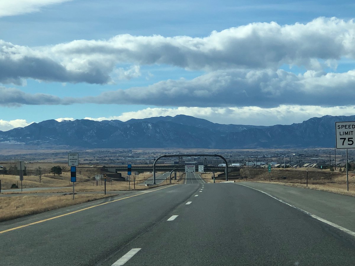 SethCL's tweet image. Hanging out in Denver next couple of days! Gorgeous! Brought the warm weather with me from Florida, upper 60s!