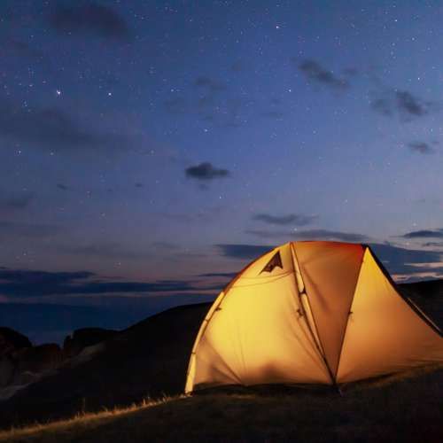hinterback's tweet image. Replace your heavy 5-pound tent with a lighter one and give your back a break! Your backpack will feel much lighter and you'll thank yourself later. 
#LightweightGear #BackpackingEssentials 
buff.ly/47E1JBz