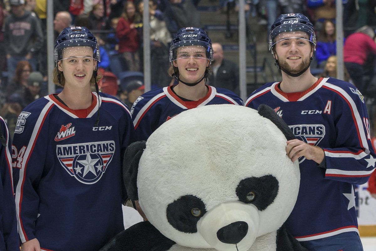 Our Fred Meyer Teddy Bear Toss is this week! Make sure you have your tickets (and your stuffed toys!) ready for Saturday. 

🧸️🧸️🧸️
