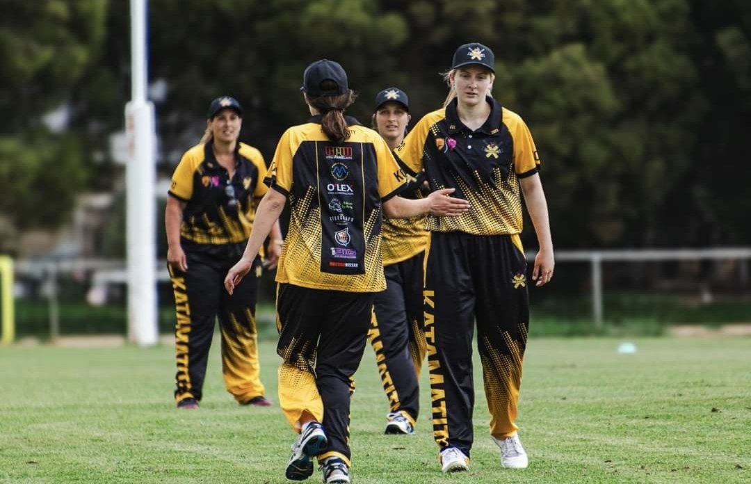 M_Habba's tweet photo. Katamatite CC women's side going well...here's a few snaps from the first half of the season...looking good going into final game for 23' @tylermaher5 @AydinPayne https://t.co/ZiZXg4O6Xj