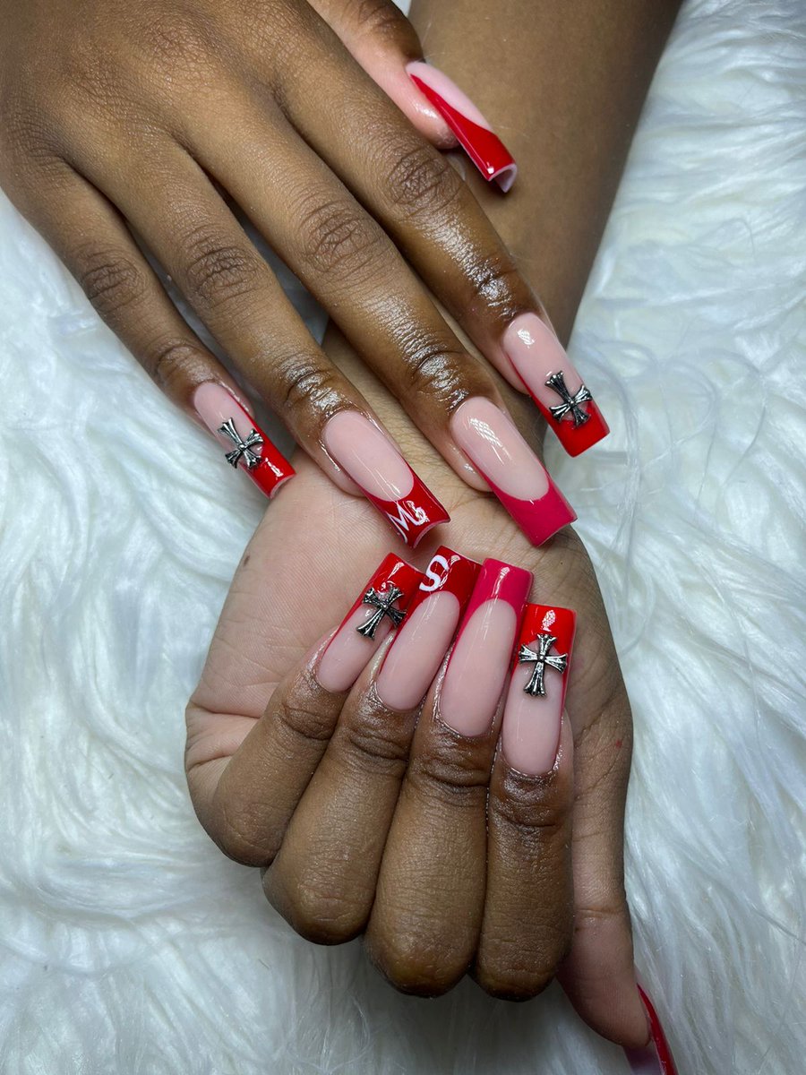 ObedienceSwirri's tweet photo. Nailsbyobi, pls like and retweet, am based at 28 biccard street braamfontein directly opposite Pedros upstairs shop 14. Pls call/ WhatsApp me on 0630130125 for appointments. #GirlsTalkZa #GirlTalkZA #Girltalk #braamnails #GirlsTalkZa https://t.co/B3dA2m1s5A