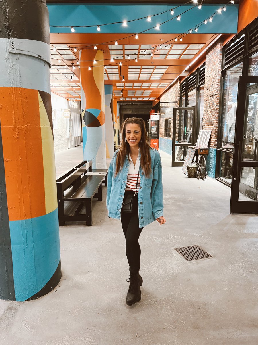 megimu32's tweet photo. Just out and about before the rock out #atlanta #poncecitymarket @PonceCityMarket #ootd https://t.co/Hmd39A3Nop