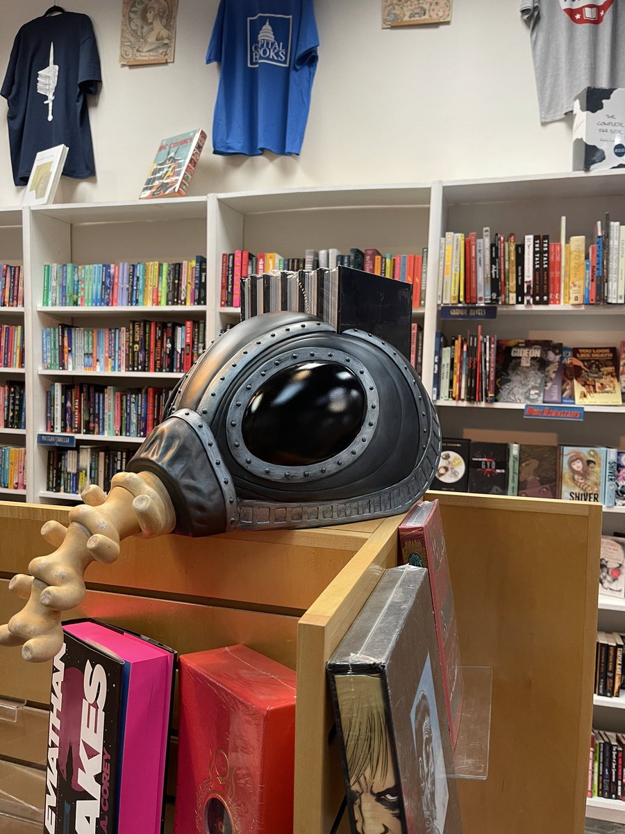 CapitalBooksOnK tweet media