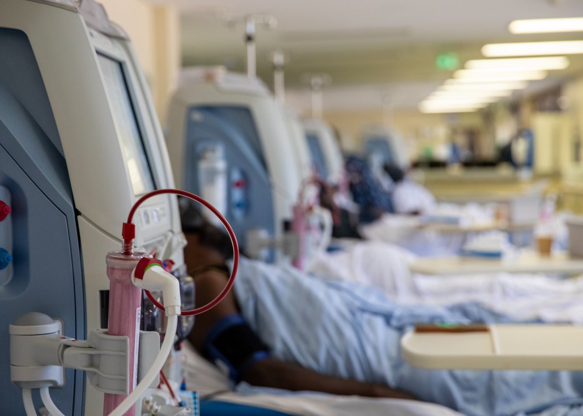 The national diabetes epidemic is pushing hospitals to the brink of collapse, with up to 1/3 of ­patients in urban centres affected by the condition and di­alysis clinics at absolute capacity in Central Australia, where four out of 10 Aboriginal people have the chronic disease.