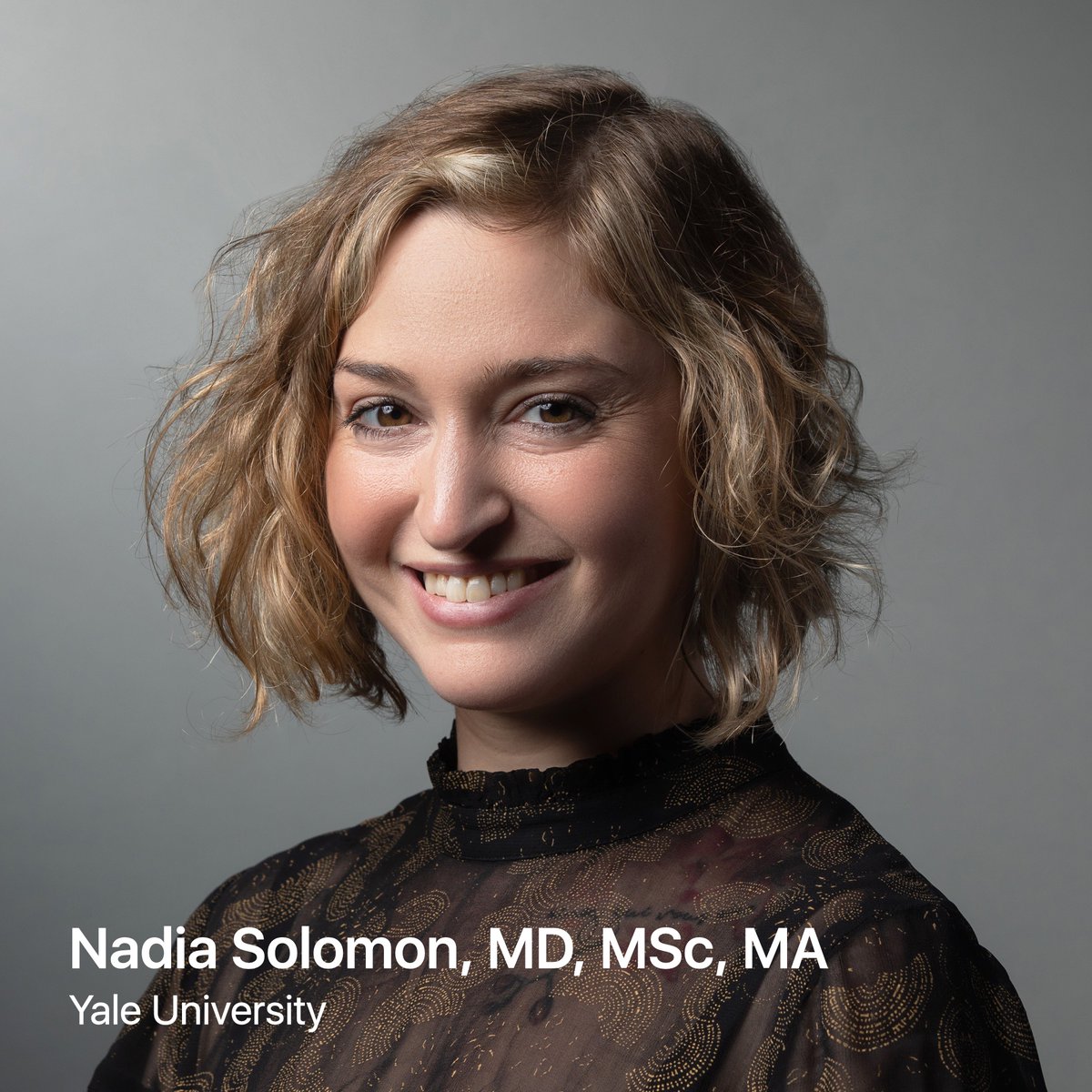 STR Young Radiologists Spotlight Dr. Nadia Solomon @tinydoctornadia PGY-5 & Chief Resident @YaleRadRes Yale School of Medicine @YaleRadiology Q. What 3 most important issues do you believe our profession faces? A. The first thing I think about in terms of important issues