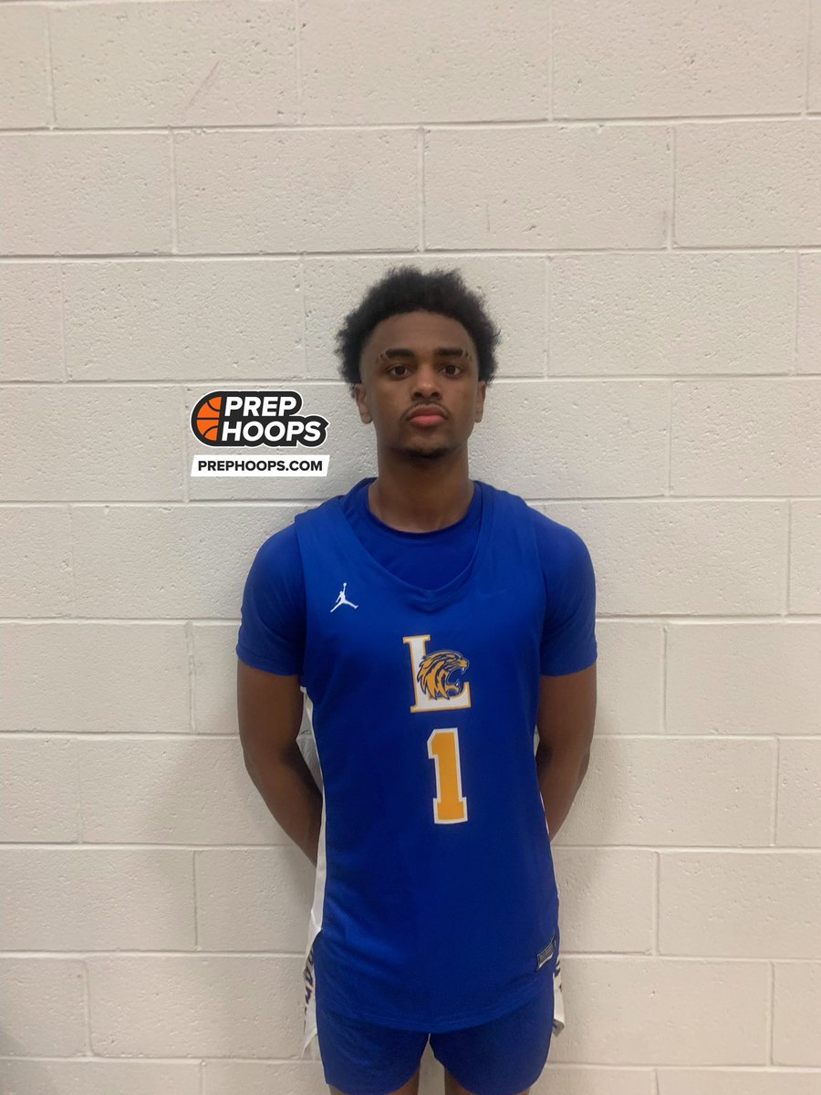 PrepHoopsSC's tweet photo. CNHY Showcase: What did We Learn? https://t.co/6Rr3JiiOZw @StockmanBraysen @BenLippenMBB @jayreid7 @AAtkinson2024 @JaxonPrunty @thecamscott23 @DreherBluembb @Jordan1Barr @DiamondMBB @PhillyDetes @crcohoon @youngbuckec @josiah1peeples @CNHYShowcase @CNathletics1 https://t.co/rHvSH0oY30