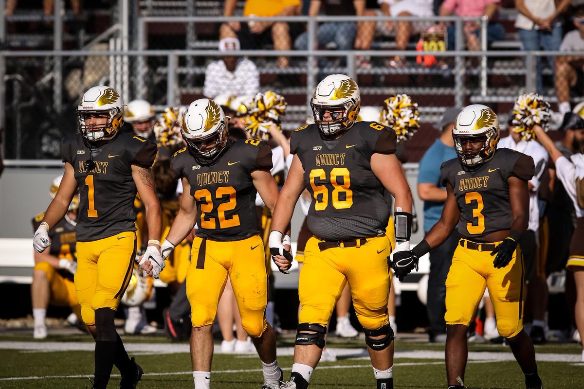 After a great conversation with <a href="/CoachPHartley/">Peter Hartley</a> I’m blessed to have received another Division 2 offer from Quincy University!

<a href="/Coach_Ladd/">Tim Ladd</a> @GaryBassQU <a href="/PSHScougarFB/">Plainfield South Football</a> <a href="/CoachSki84/">Coach Szudarski 🏈</a>