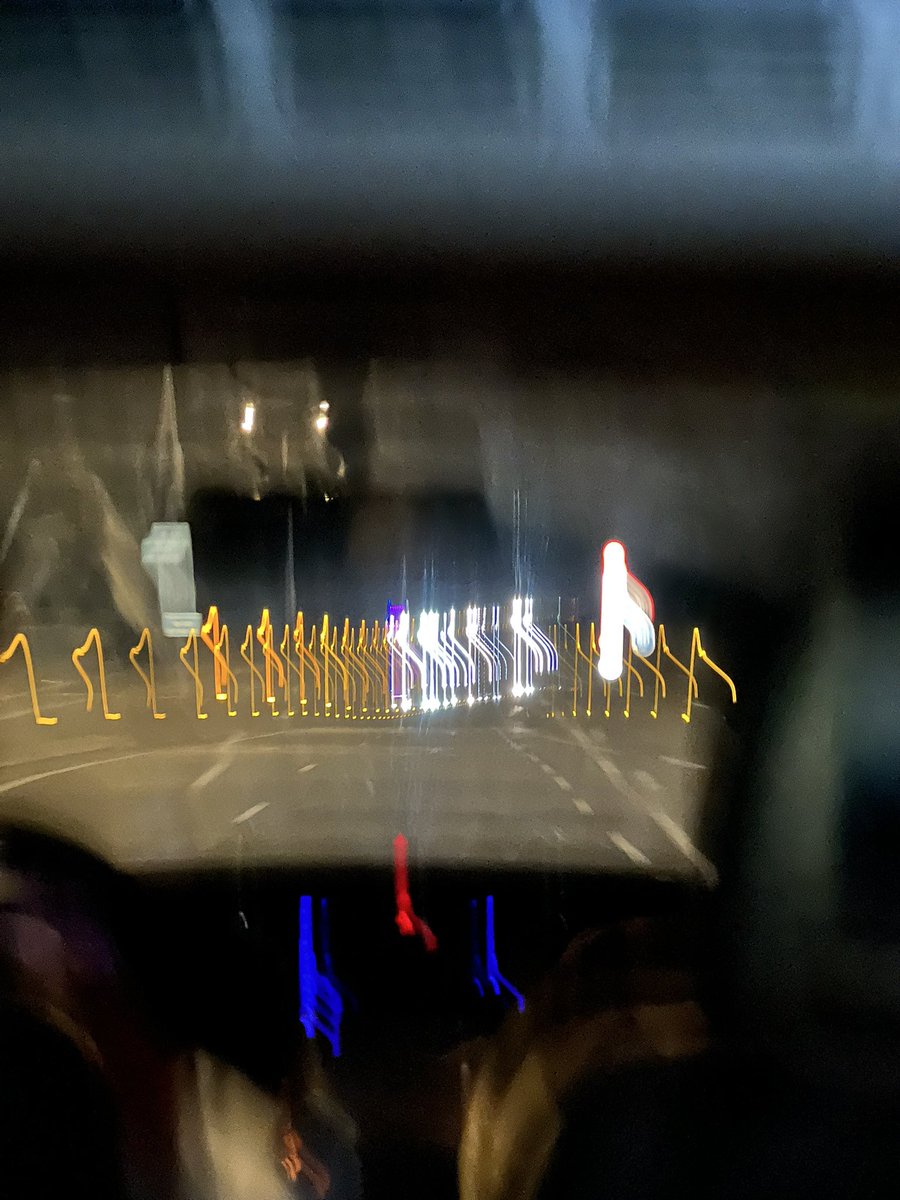 _mhwga's tweet image. manifesting all the highest grades for #studytwt for the rest of finals week 🫧🤍