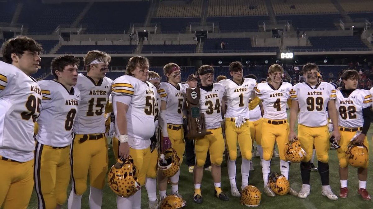Henry Reifschneider (@henry__reif) on Twitter photo Didn’t get the ring… but I have some of the best memories with brothers that I will remember for a lifetime. I wouldn’t want to go to battle with any other team than this one… Thank you <a href="/AlterHSFootball/">Alter HS Football</a> for the best 4 years… cherished every moment. Didn’t get the ring… but I have some of the best memories with brothers that I will remember for a lifetime. I wouldn’t want to go to battle with any other team than this one… Thank you <a href="/AlterHSFootball/">Alter HS Football</a> for the best 4 years… cherished every moment.