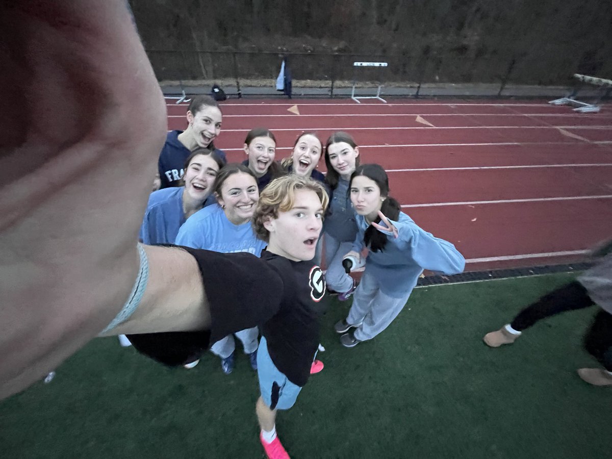 We’re so excited to be back!! 🤩 Stay tuned for our upcoming meet this Thursday! 🏃‍♀️🏅