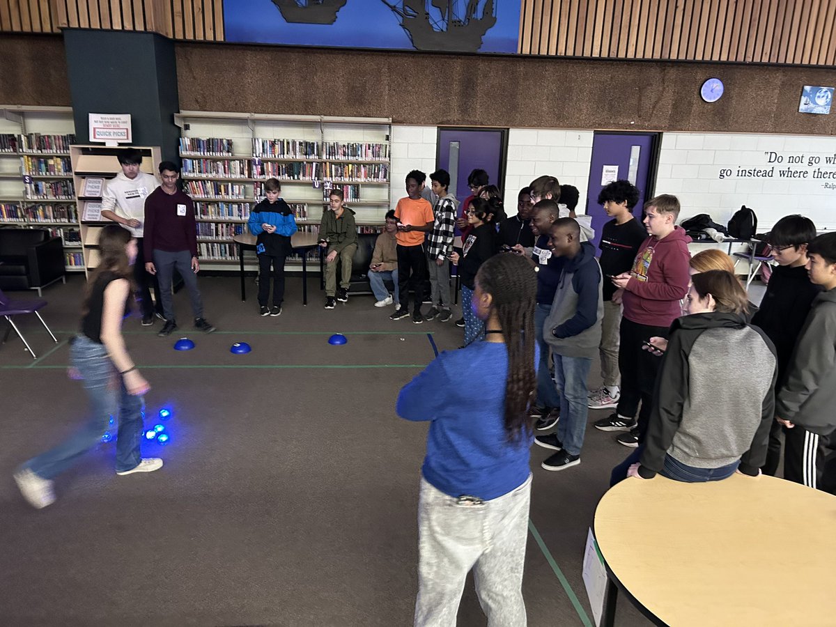 el_gal's tweet photo. Kicking off the #CSEdWeek today at @VMHS_BSD with one #HourOfCode activities with @SpheroEdu robots! So excited to see students teaching their peers how to #code! https://t.co/nopzxW3UDs
