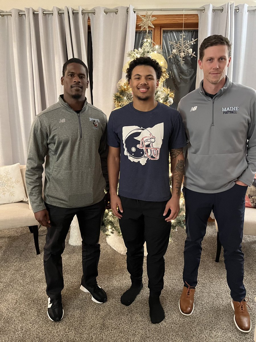 Big thank you to <a href="/CoachStevensFB/">Jordan Stevens</a> and <a href="/PBrown_2/">Pushaun Brown</a> for coming to visit me! Looking forward to being at Maine this weekend!