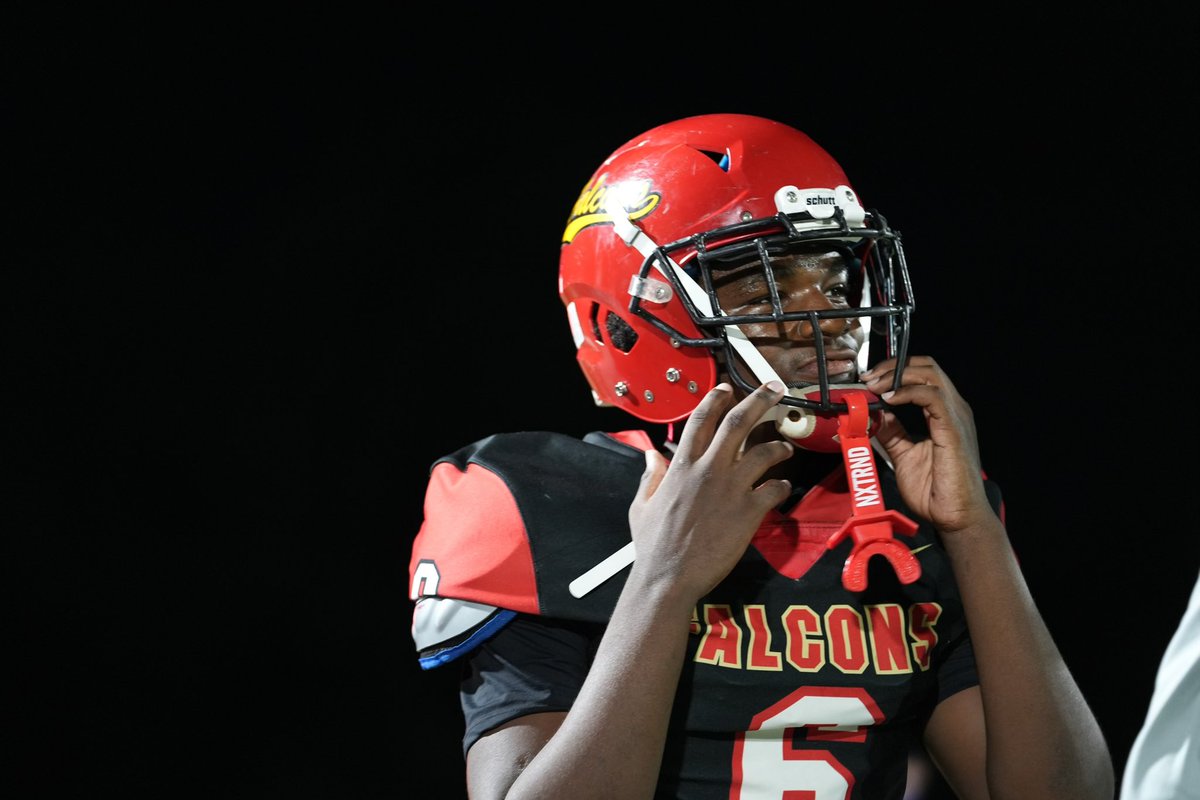 Leto Falcons Football tweet media