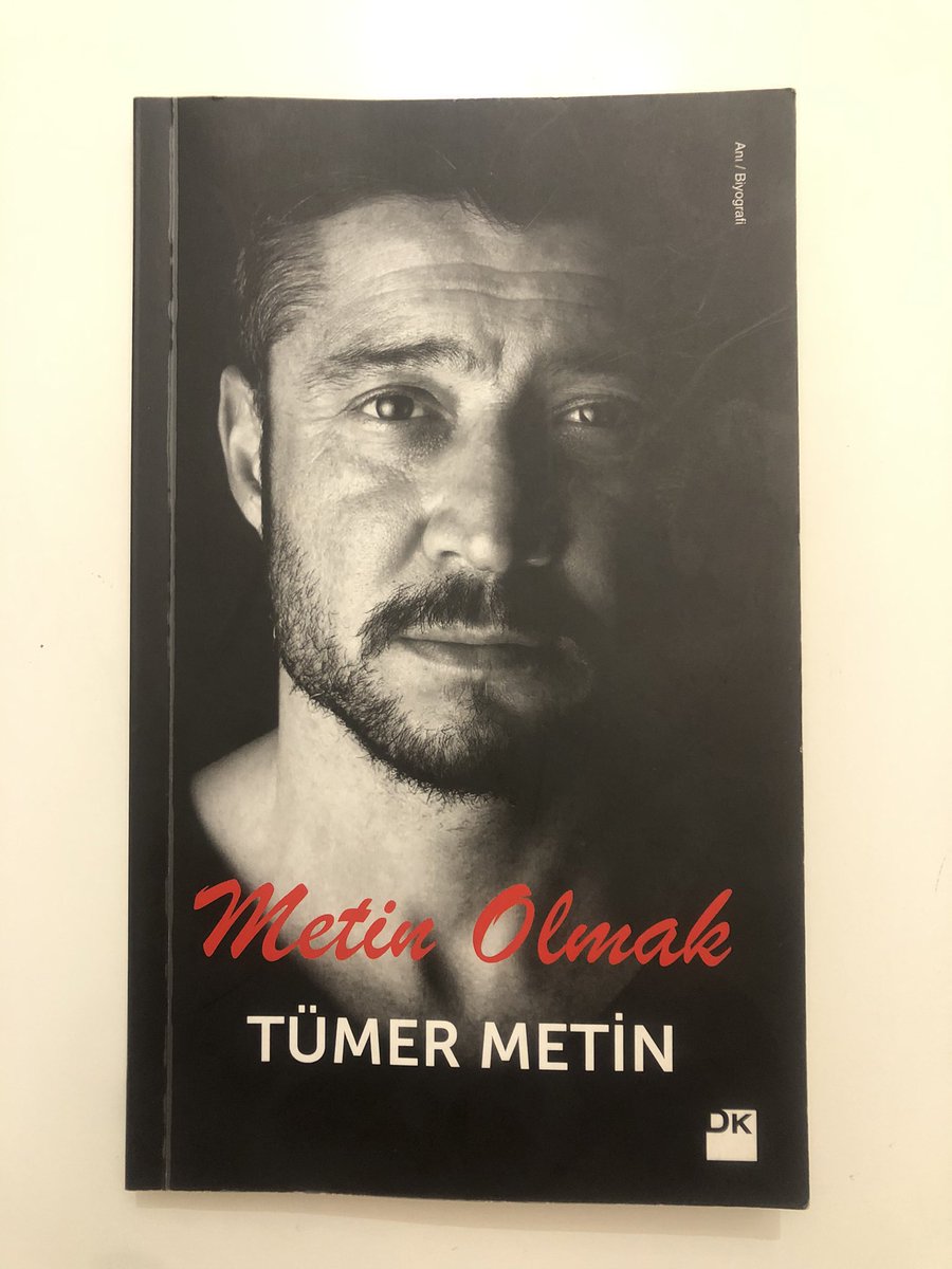 Dün 4 Aralık Dünya Madenciler Günüydü. Aklıma Tümer Metin’in 2013 yılında çıkarmış olduğu biyografi kitabı ‘Metin Olmak’ geldi. Ne alaka diyebilirsiniz. Bilmeyenler için söyleyeyim Tümer Metin’in rahmetli babası da emekli maden işçisiydi. Tümer: ‘Hayatım boyunca babama duyduğum