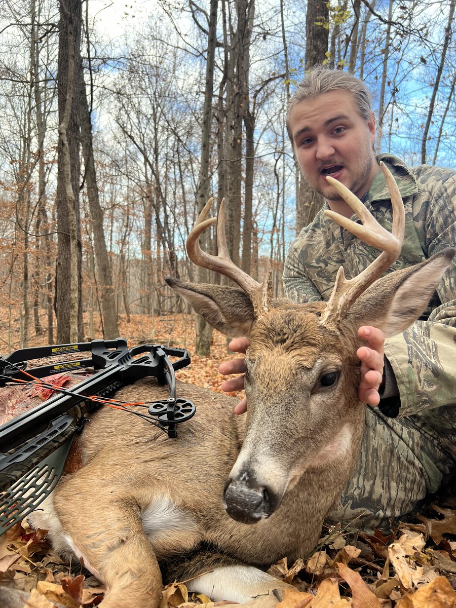 BrofessionalHNT's tweet photo. Ag got his first deer ever and it was a buck! ๐ฆ
Link to video: https://t.co/Q42x2Cm0qh
โข
โข
#hunting #firstdeer #firstbuck #deerhunting #rut #deerseason #crossbow #bigbuckdown #whitetail https://t.co/Xhk5CmQYow