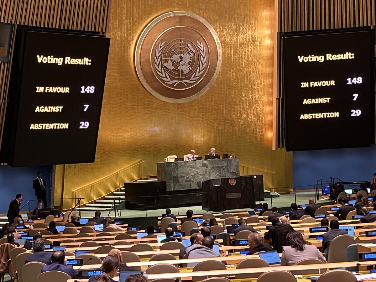 JapanMissionUN's tweet image. #UNGA adopted 2 resolutions drafted by 🇯🇵

🕊️ Steps to building a common roadmap towards a world w/o nuclear weapons(by 148 votes)

🚫 Illicit trade in small arms &amp;amp; light weapons(by consensus)

Thanks for the support &amp;amp; congrats to Amb. Ogasawara &amp;amp; his #FirstCommittee team
