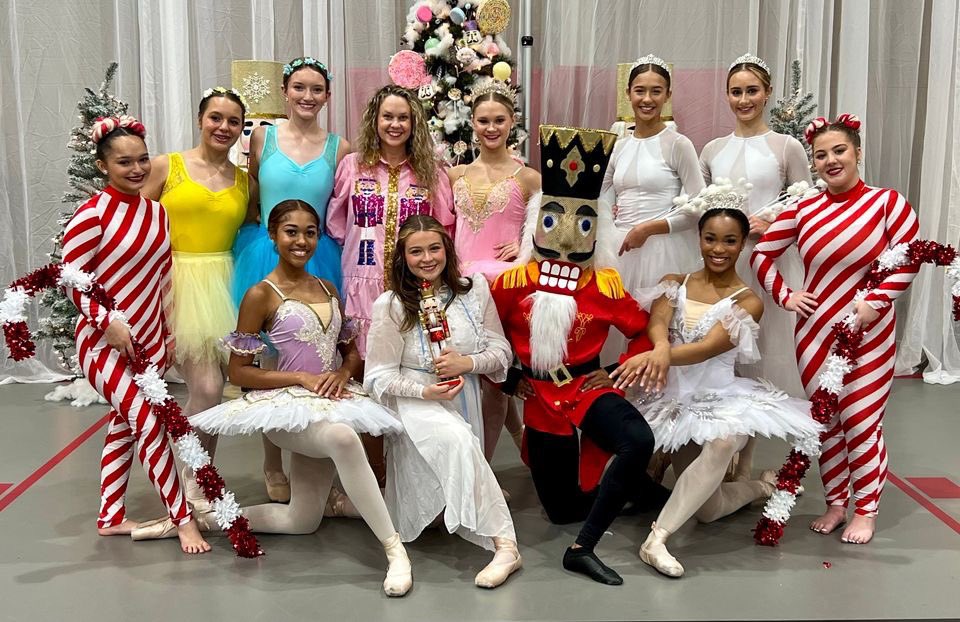 SaralandSchools's tweet photo. Magical memories were made as the Spartans joined Clara's adventure in the Land of Sweets during this year’s annual Nutcracker Tea 🩰 @SaralandHigh #ItsAGreatDayToBeASpartan https://t.co/VXIBz9Ldcj