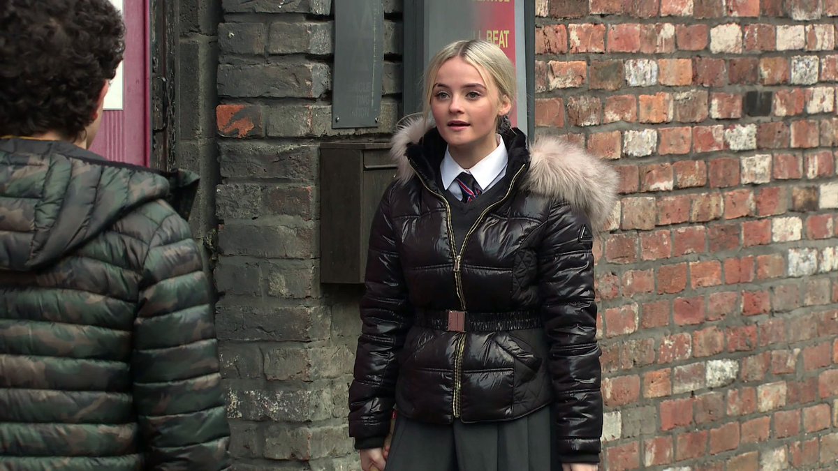 🧚‍♀️ Kelly Mia Neelan 🧚‍♀️ (@kellyneelan_x_) on Twitter photo 