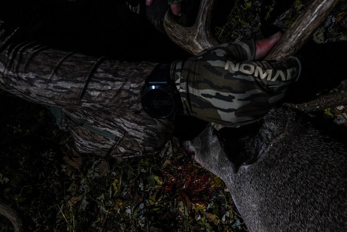 The kind of evenings we live for. 

📷️: @finaldrawtv 
#NomadOutdoor | #GearThatHunts