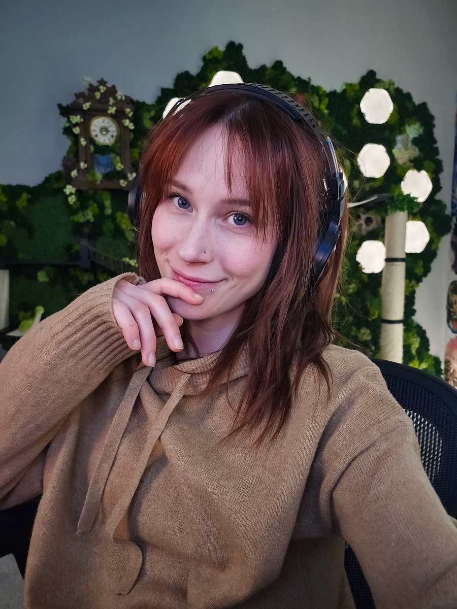 LIVE :D
youtube.com/@Catziilla
twitch.tv/catziilla