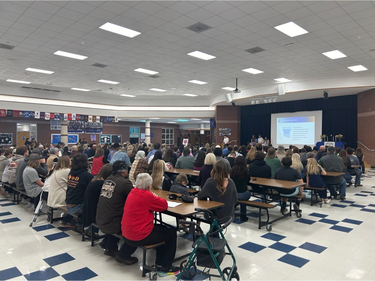 Excellent turnout for NHS Induction this evening! Thank you to all guests that came to support these hardworking kids! #Robinson ISD