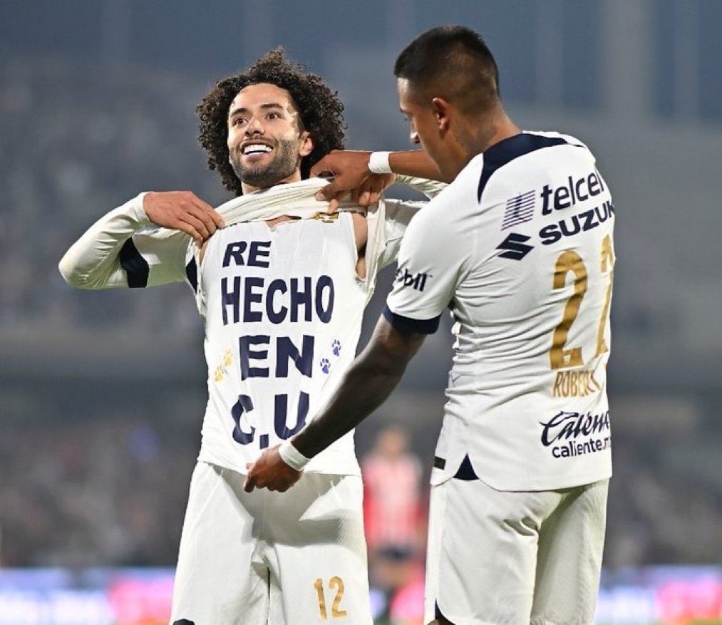 RomeoTheCaster's tweet photo. 🚨#GIVEAWAY AURIAZUL🚨

🎟️ ¡GANA UN PASE DOBLE para el #Pumas vs #Tigres!🐾
 
1⃣ Sigue a @calientesports y a mí aquí y en Instagram
2⃣ Dale 🔁 y ❤️
3️⃣ Comenta este tuit con tu jugador favorito que haya jugado en ambos equipos, usando el hashtag #MásAcciónMásDiversión 🔥

¡Se regalará UN pase doble!📲
