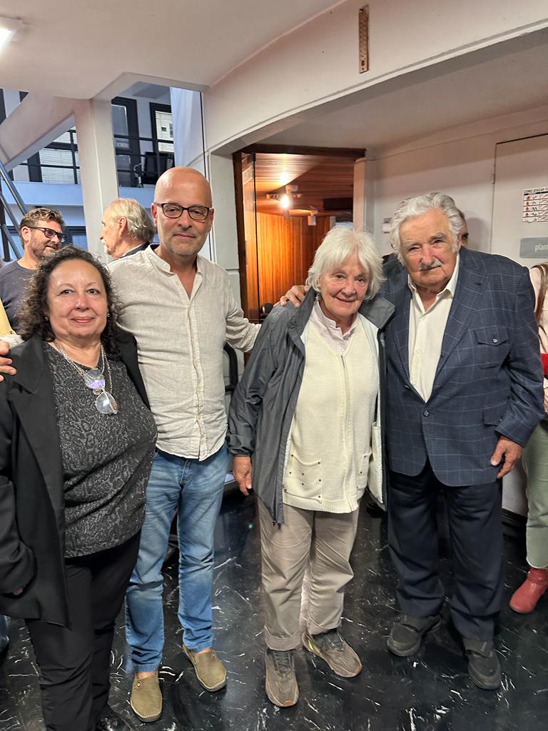 Merecido Sesión Homenaje al compañero Danilo Astori hoy en la Junta Departamental de Montevideo 
<a href="/BancadaMvdFA/">BancadaMvdFA</a>