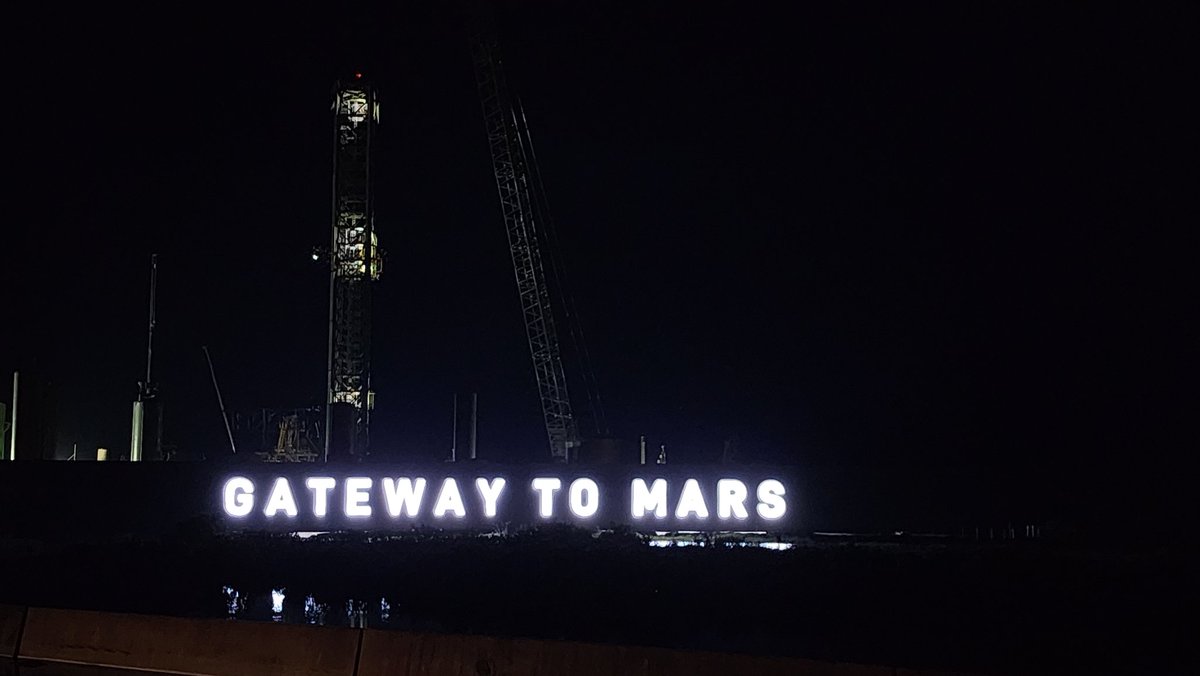 And there you have it! #SpaceX #Starbase #Gatewaytomars