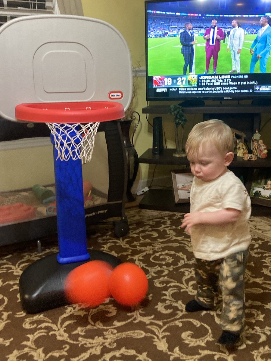 Jscottjscott's tweet photo. Gotta start him early https://t.co/zfYZqwtJeP