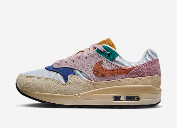 SOLELINKS's tweet photo. Ad: Dropping in 15mins
Women's Nike Air Max 1 'Grain and Gold Suede'
=> https://t.co/rOZa0hvkws https://t.co/OnBBzyzG3G