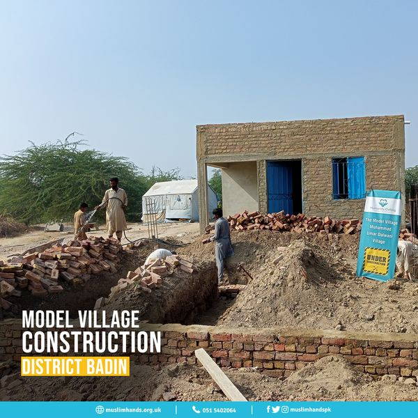 muslimhandspak's tweet photo. Humanity Unites! Joining hands with the #SindhGovernment, Muslim Hands is tirelessly working with #HumanityCalling to construct a model village in flood-affected Badin. Homes are rising for those affected, showcasing our commitment to flood victim rehabilitation. Together, we've been on this journey of welfare from day one.
#COP28UAE
@COP28_UAE
@DrAliahaider @BBhuttoZardari @murtazawahab1 @NazBaloch_ @AroobaRabbaniPP