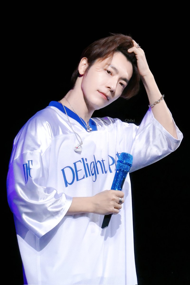 Chilxi4415's tweet photo. 231203 DElight Party in Macau

#SuperJuniorDnE #동해 #DONGHAE #DElight_Party_in_MACAU https://t.co/gavDcOlCtf