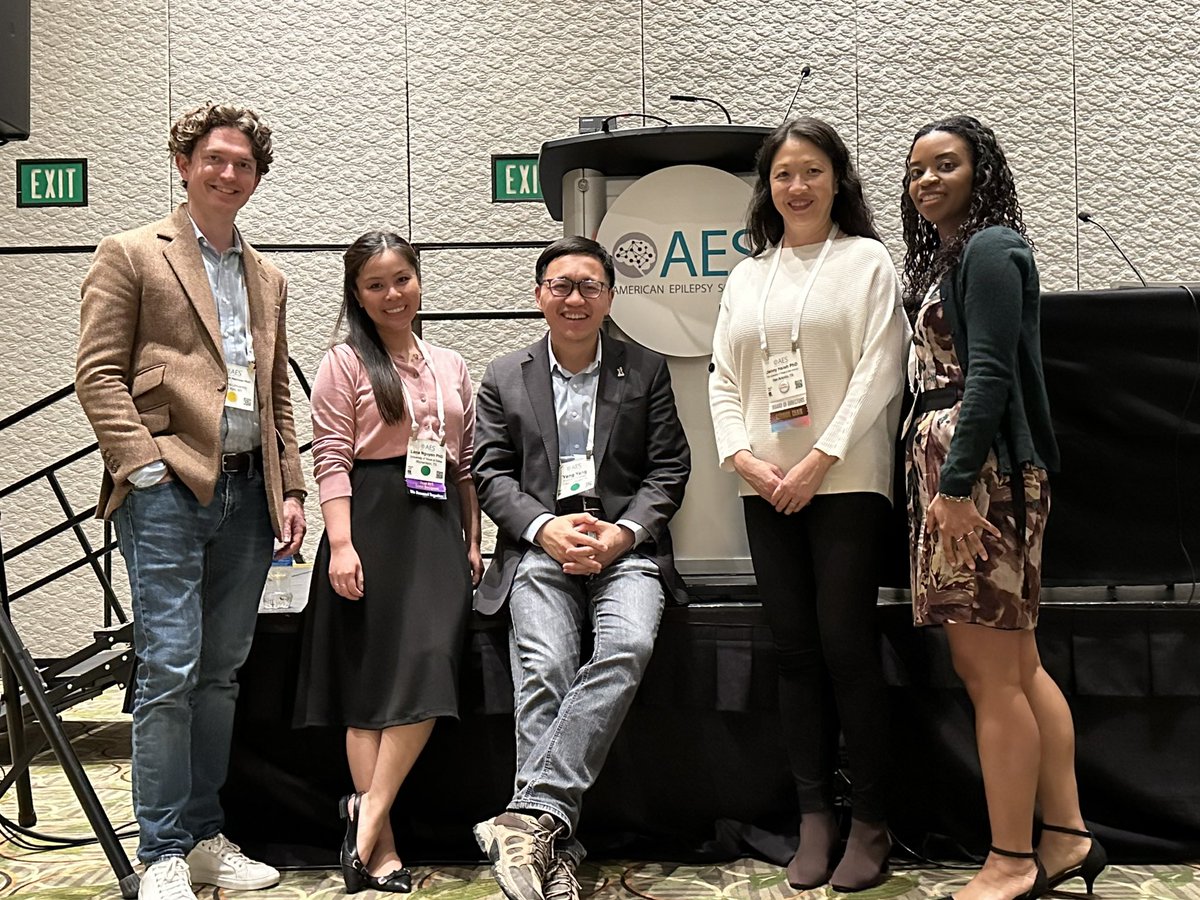Yang Yang & Lab (@yangyangphd) on Twitter photo Thrilled to chair a great SIG session today at #AES2023 discussing the use of human iPSCs derived models to study genetic epilepsies! #SCN2A #SCN8A #ARX <a href="/jennyhsieh5/">Jenny Hsieh</a> <a href="/LenaNguyen_H/">Lena Nguyen</a> <a href="/MakinsonLab/">Makinson Lab</a> Thrilled to chair a great SIG session today at #AES2023 discussing the use of human iPSCs derived models to study genetic epilepsies! #SCN2A #SCN8A #ARX <a href="/jennyhsieh5/">Jenny Hsieh</a> <a href="/LenaNguyen_H/">Lena Nguyen</a> <a href="/MakinsonLab/">Makinson Lab</a>