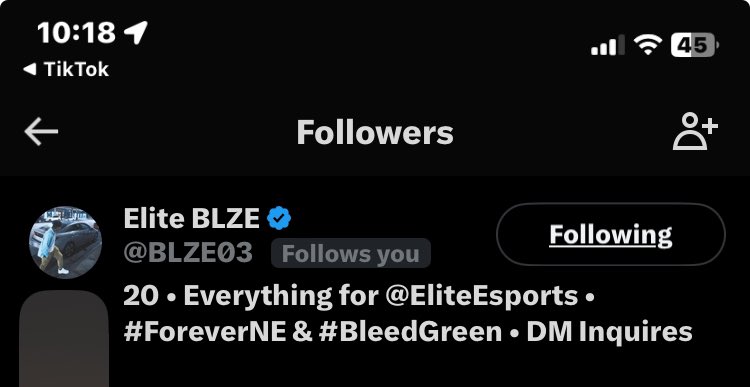 BatmanElmo tweet media