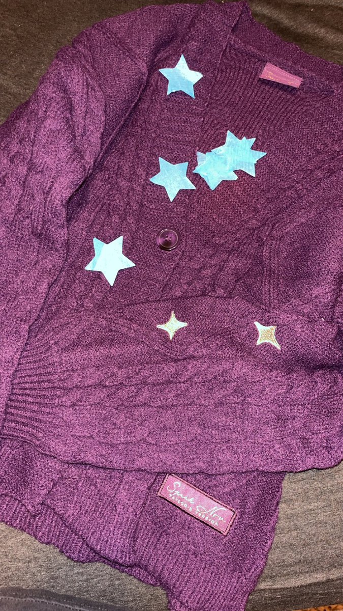 kristatayylor's tweet photo. I ordered an extra Speak Now cardigan because I wanted to do a little giveaway with the holidays coming up! 🫶🏼 I had so much fun with the last one I did! 

To enter: 
✨Like + Retweet 
✨Follow me! 
✨Comment your favorite Speak Now TV song 

Winner will be chosen on 12/21! 💜 https://t.co/n56fmfA34T
