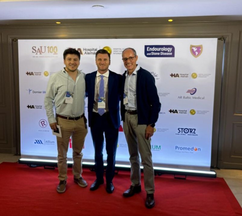 Un placer escuchar a los referentes de Endouro: <a href="/endourologyucsd/">Manoj Monga</a>  <a href="/OTRAXER/">Olivier Traxer</a> <a href="/sproietti81/">Silvia Proietti</a> <a href="/HolgerGerullis/">Holger Gerullis</a> <a href="/MSGONZALEZURO/">Mariano Sebastian Gonzalez</a> Espectacular el trabajo del equipo de Dr <a href="/PabloNContreras/">Pablo Contreras</a> 
Gracias por compartir tanto!!
Recuerdo con mi jefe y mentor