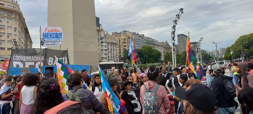 Hoy Acción global contra el extractivismo en Buenos Aires ¡Presentes! ¡Basta de saqueo! #Elaguavalemasqueeloro #FueraMekorot #4D #AccionGlobal
